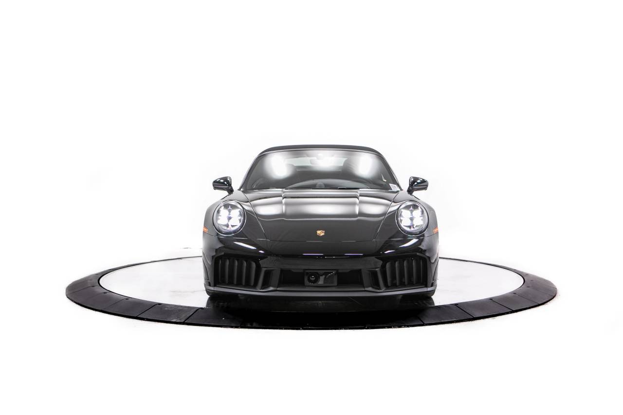 Thumbnail: 2026 Porsche 911 - 10