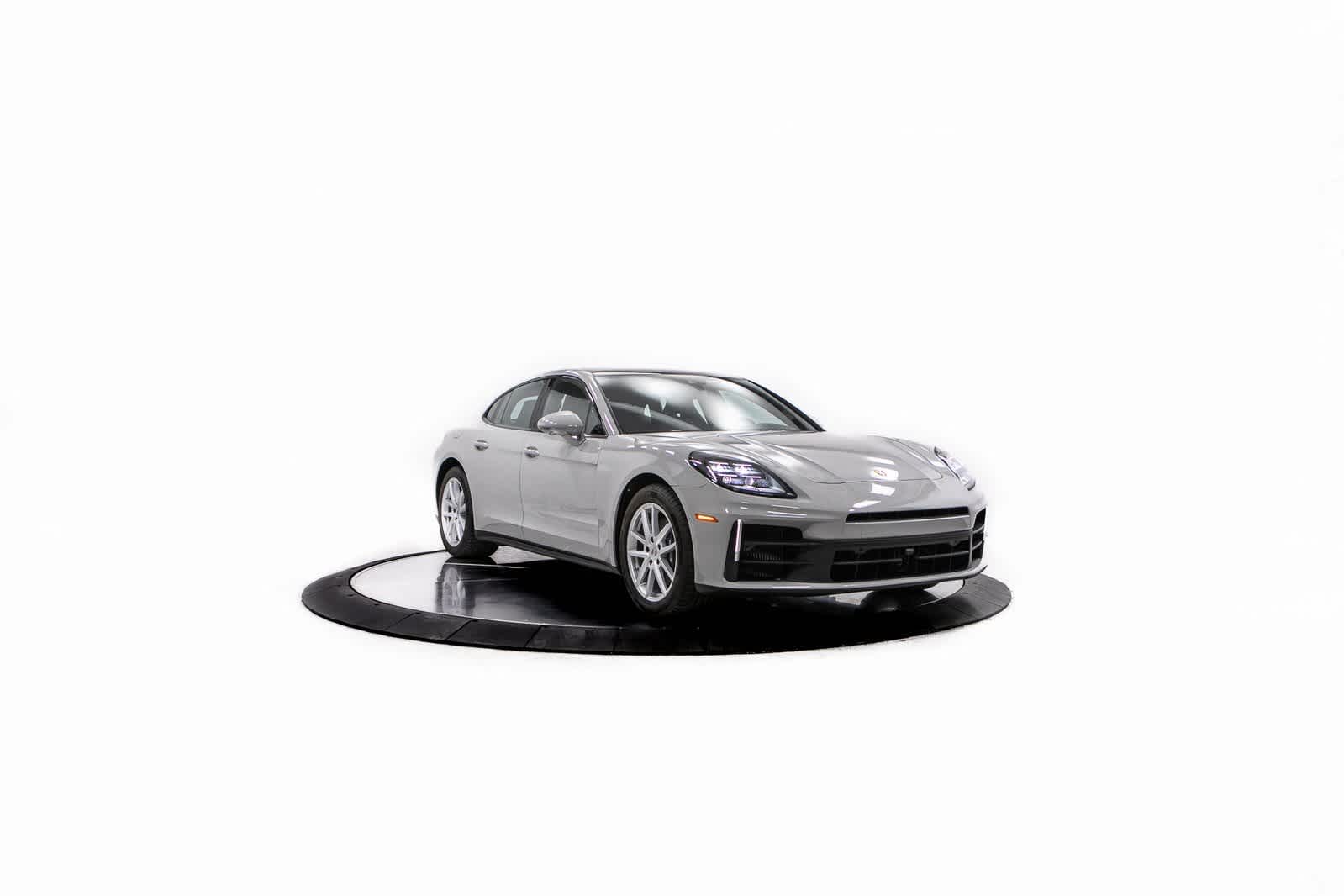 Thumbnail: 2025 Porsche Panamera - 9