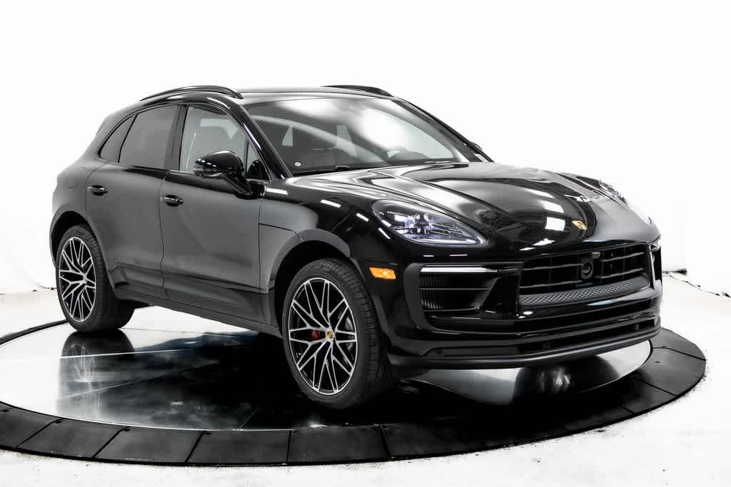 Thumbnail: 2025 Porsche Macan - 9