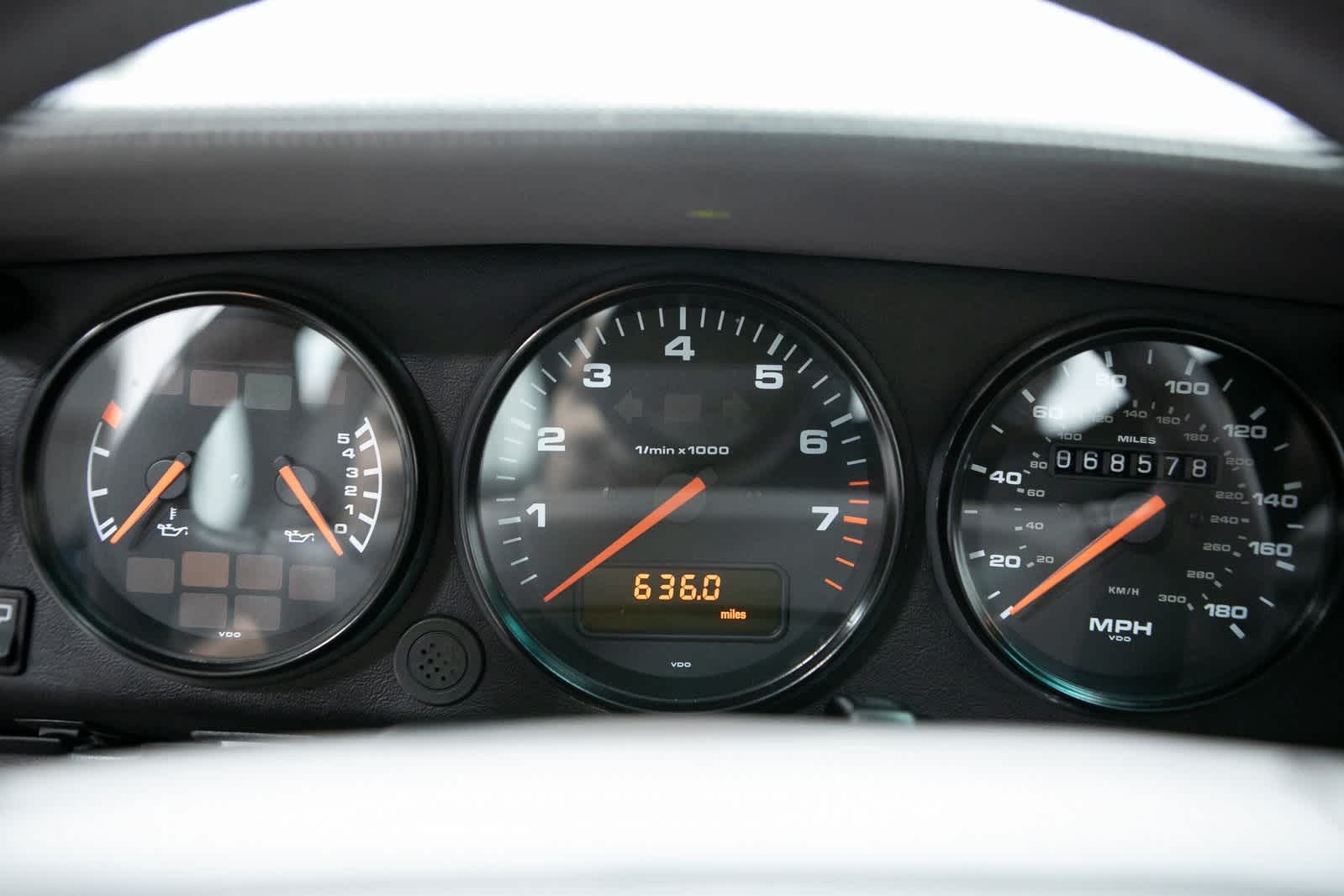 Thumbnail: 1992 Porsche 911 - 21