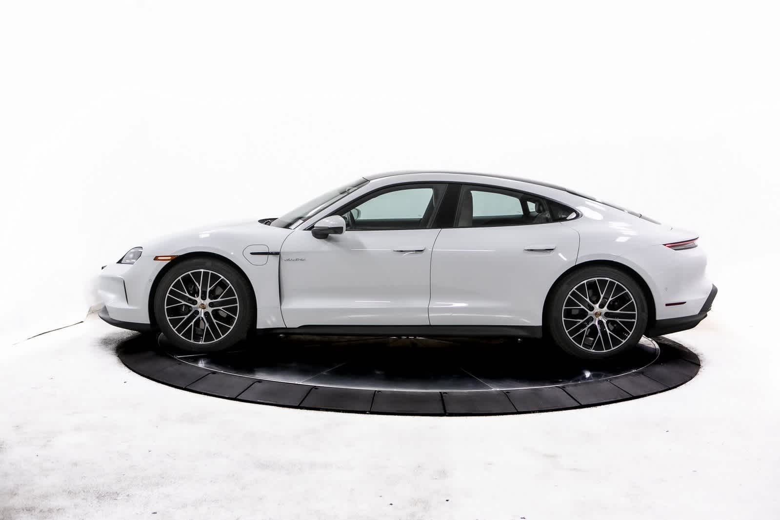 2025 Porsche Taycan Base photo 2