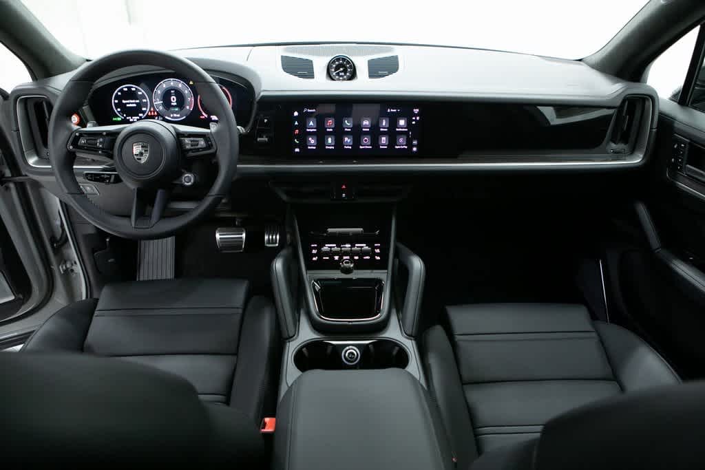 Thumbnail: 2025 Porsche Cayenne - 13