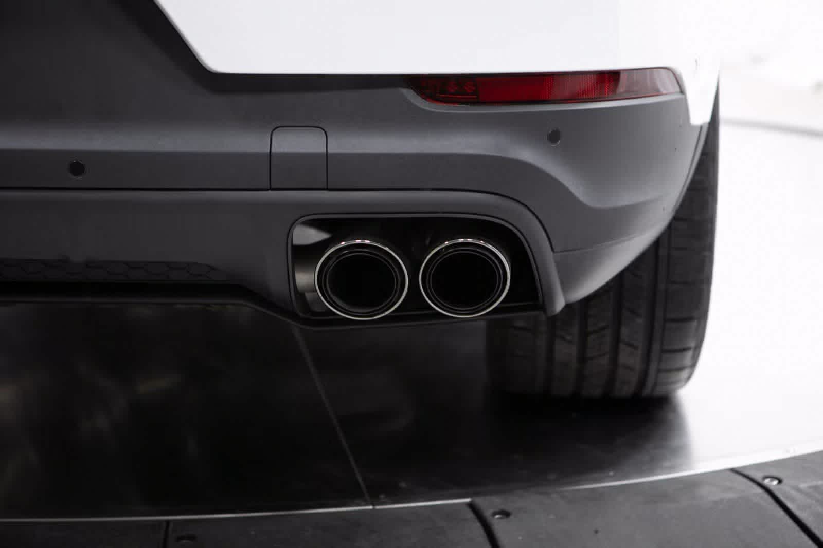 Thumbnail: 2025 Porsche Cayenne - 38