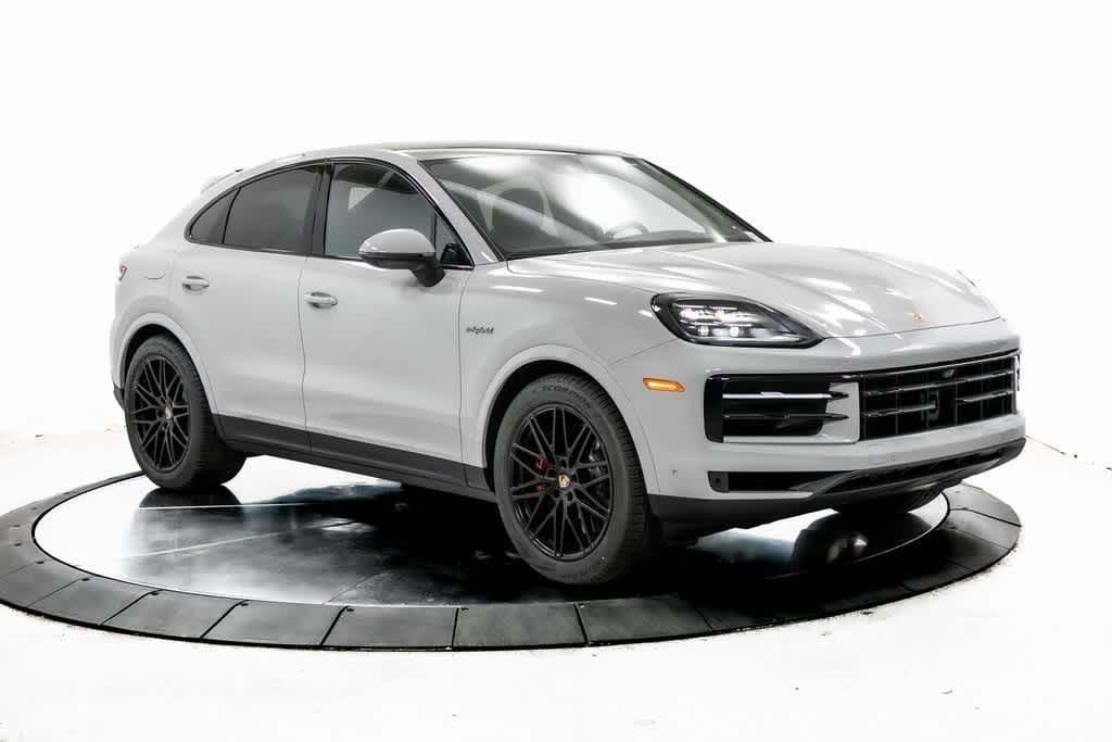 Thumbnail: 2025 Porsche  - 9