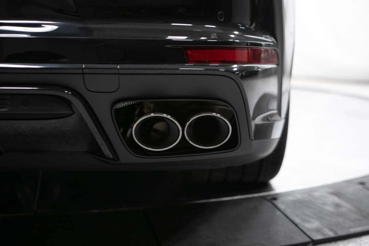 Thumbnail: 2026 Porsche Panamera - 17