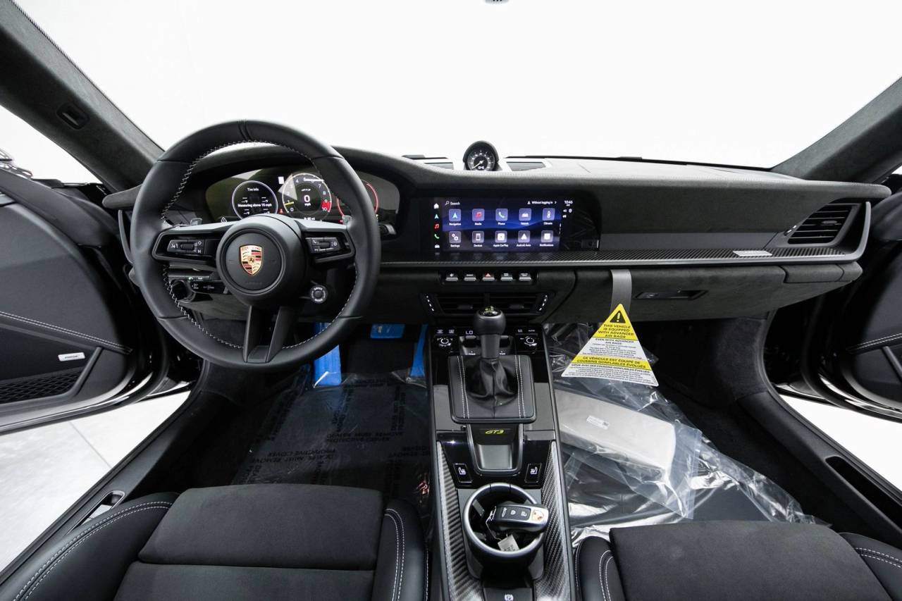 Thumbnail: 2026 Porsche 911 - 20