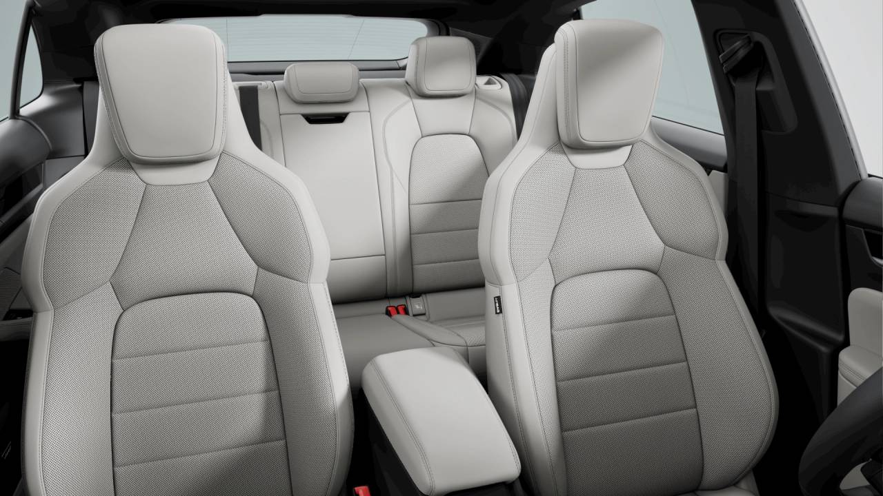 Thumbnail: 2026 Porsche Macan - 7