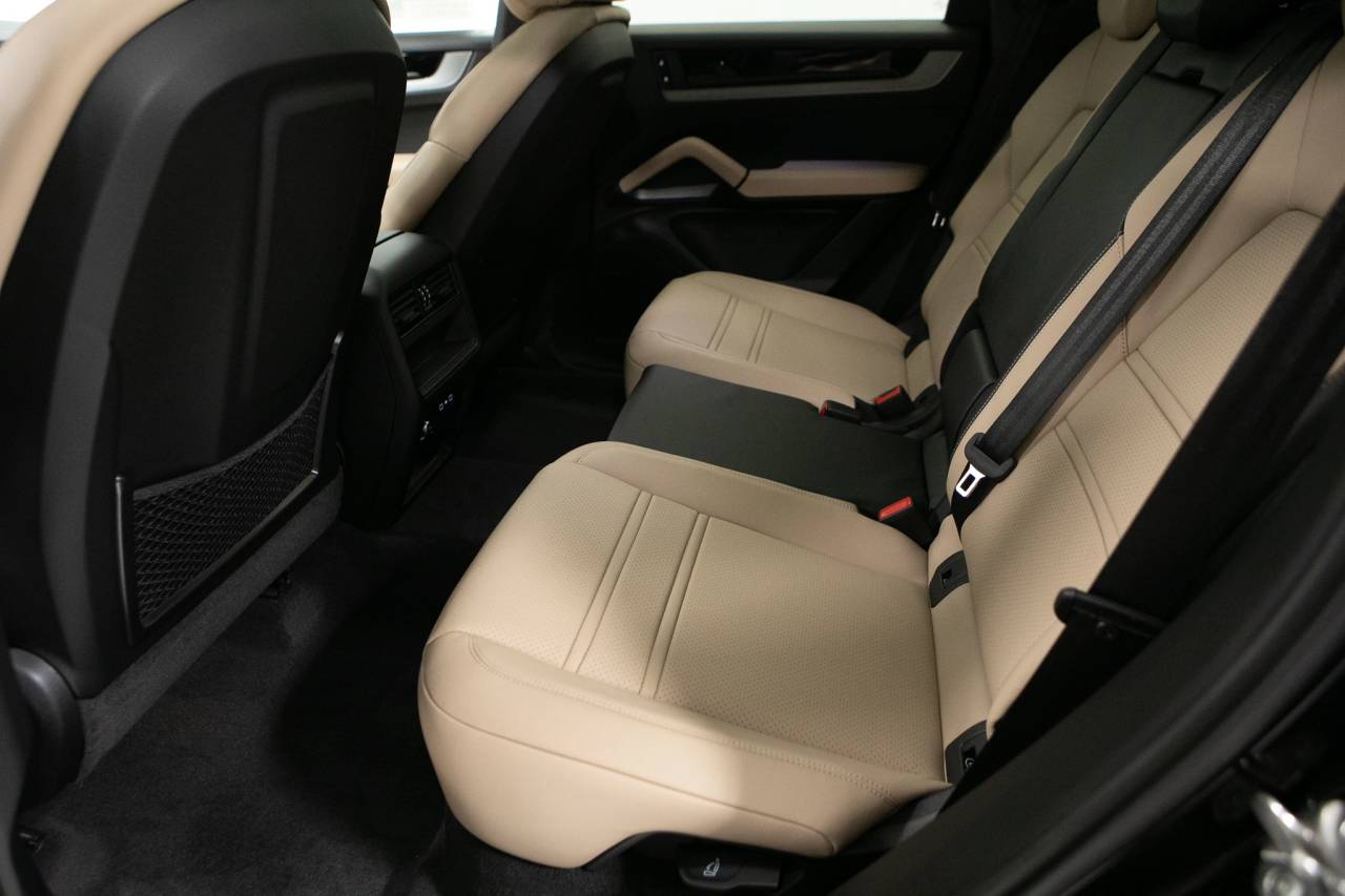 Thumbnail: 2026 Porsche  - 37