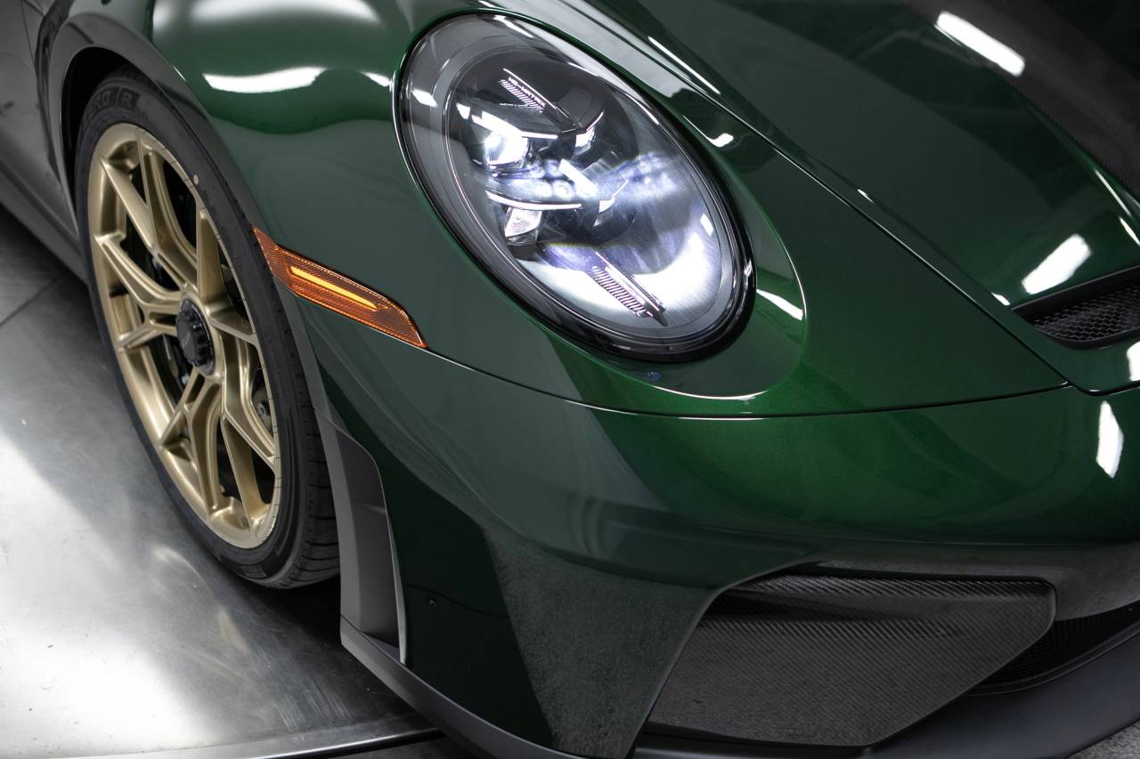 Thumbnail: 2026 Porsche 911 - 12