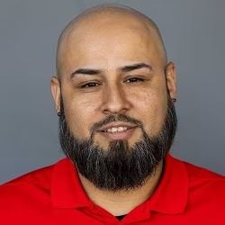 Staff member Jose Hernandez from ID_fb398ad1127c