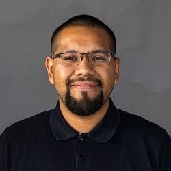 Staff member Albin Rivera from ID_fb398ad1127c
