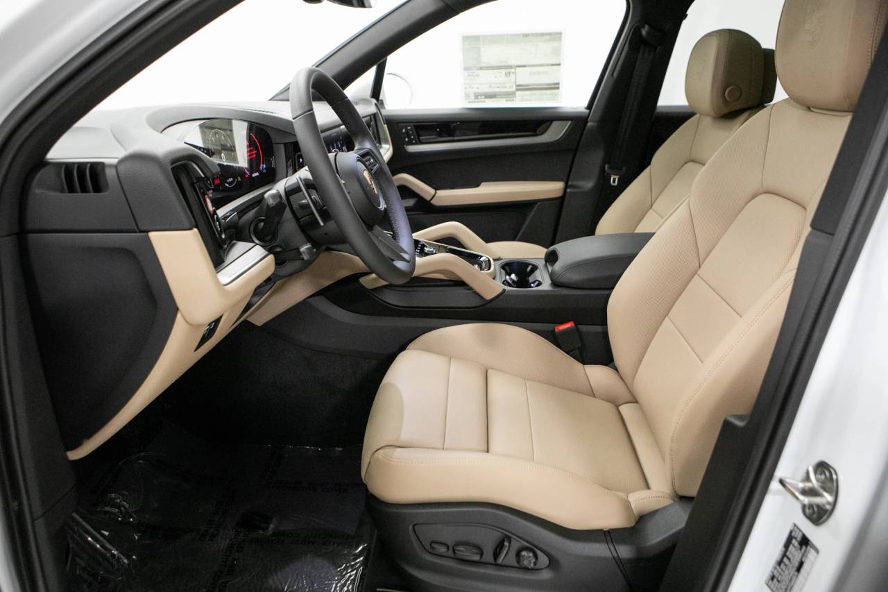 Thumbnail: 2026 Porsche Cayenne - 22