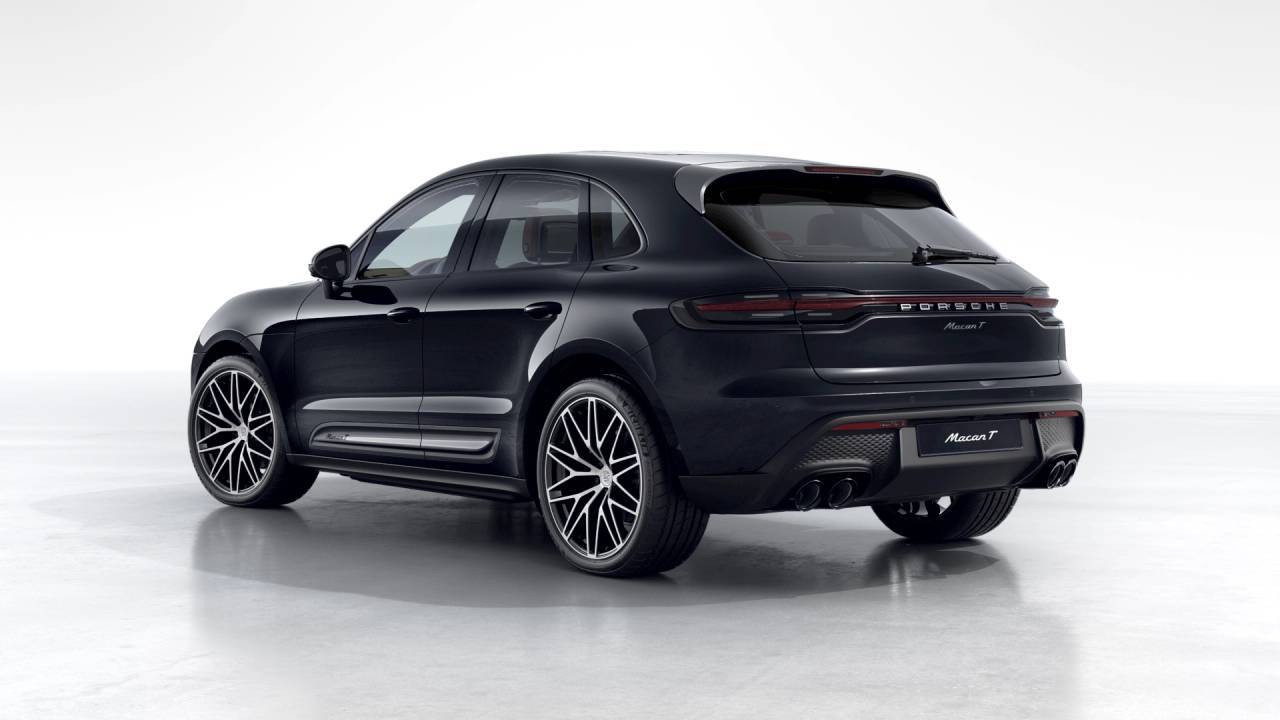 2026 Porsche Macan T photo 3