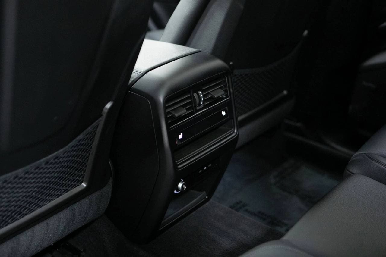 Thumbnail: 2026 Porsche Cayenne - 33