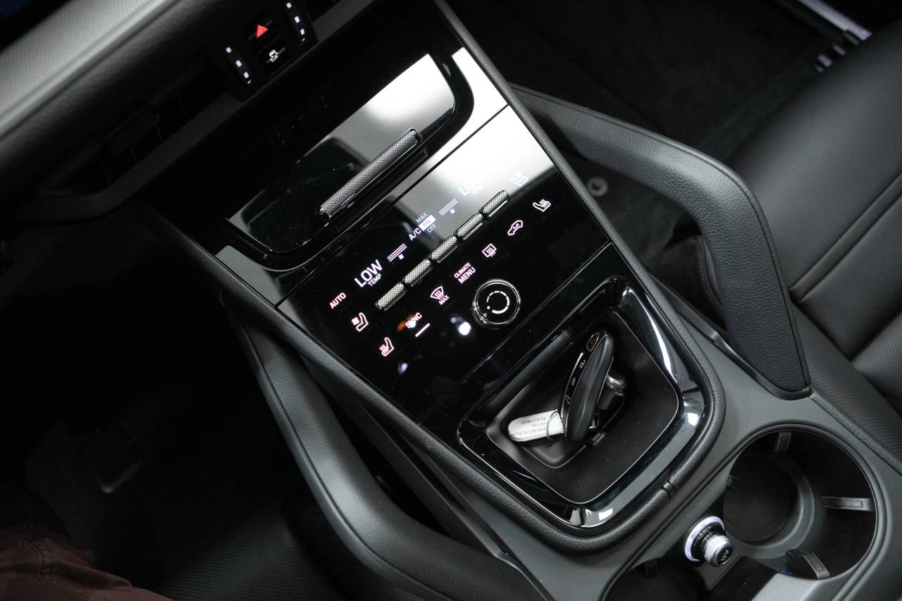 Thumbnail: 2026 Porsche  - 29