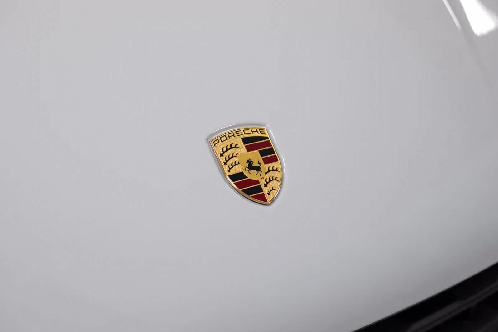 Thumbnail: 2025 Porsche Macan - 34