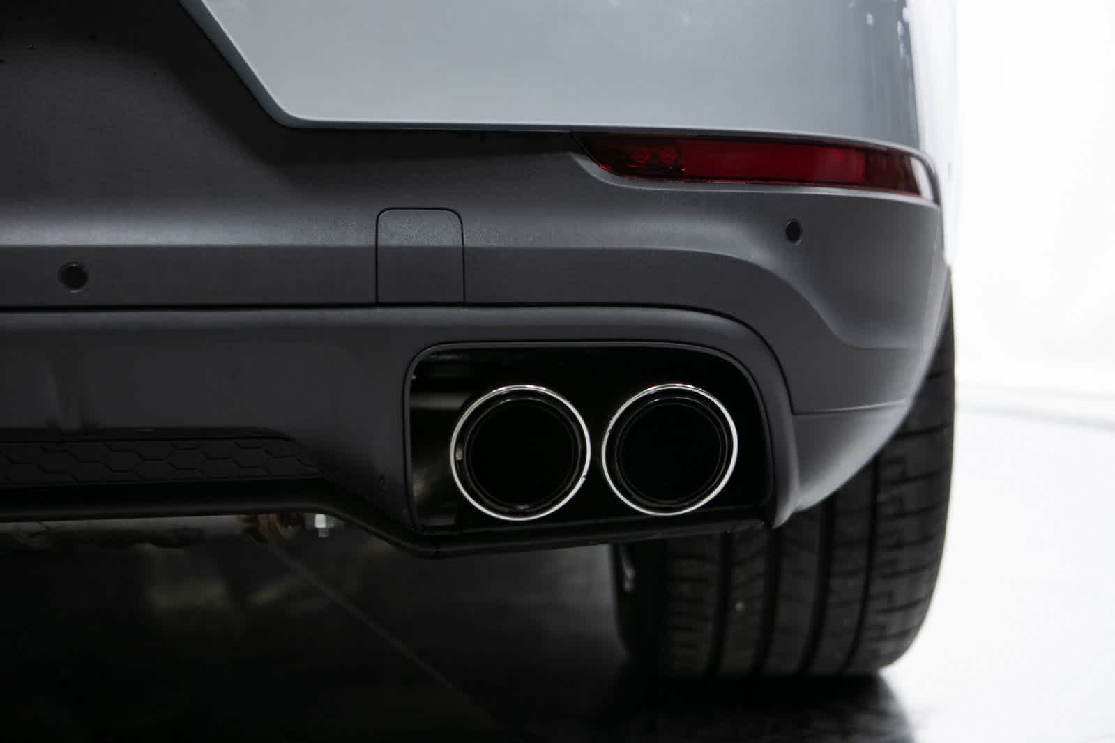 Thumbnail: 2025 Porsche Cayenne - 39