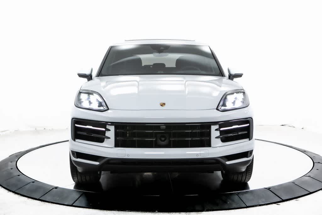 Thumbnail: 2025 Porsche Cayenne - 10