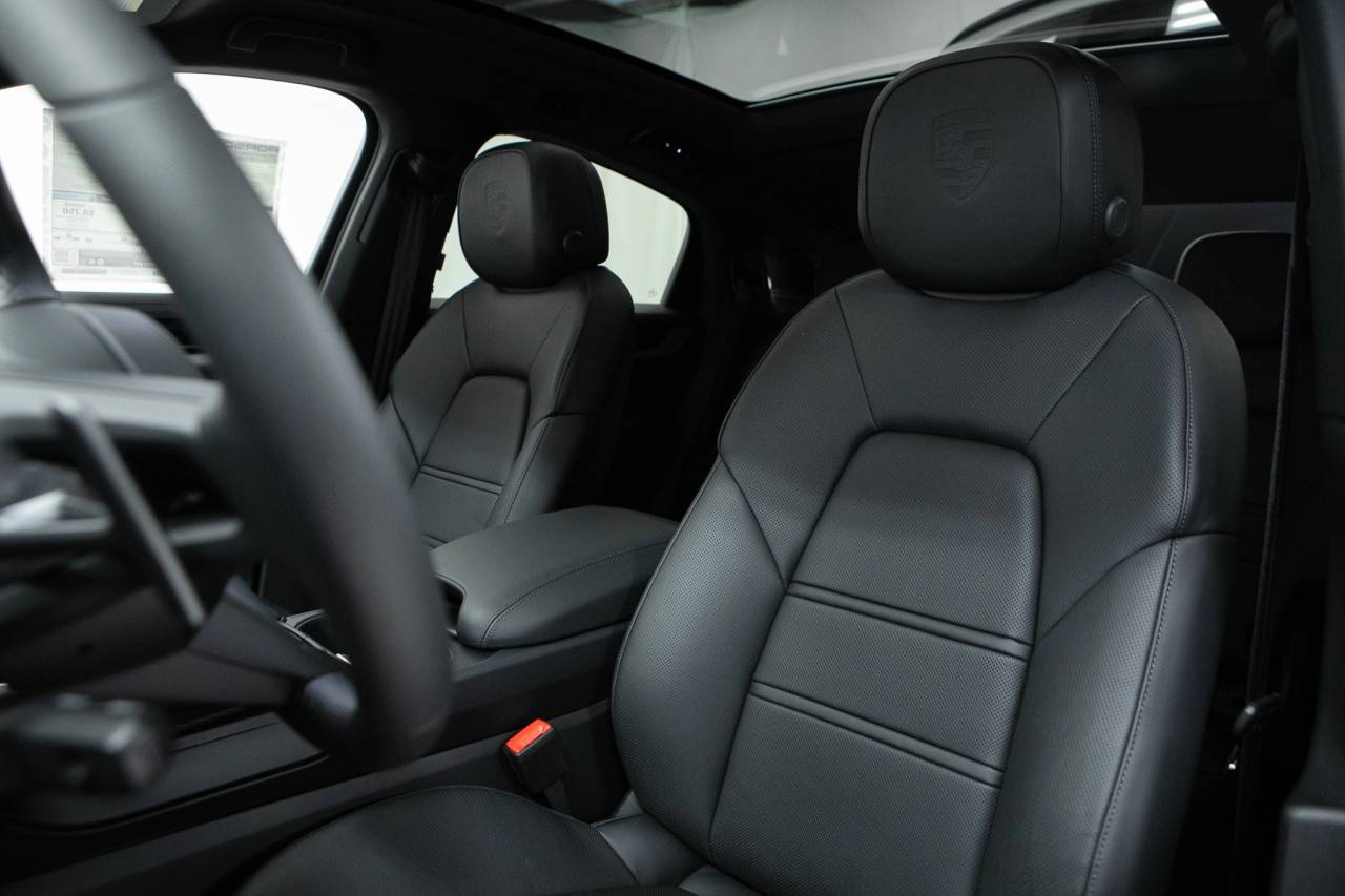 Thumbnail: 2026 Porsche  - 5