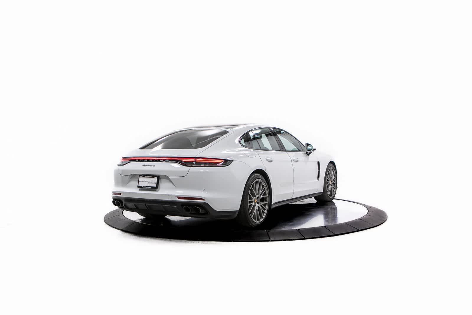 Thumbnail: 2023 Porsche Panamera - 7
