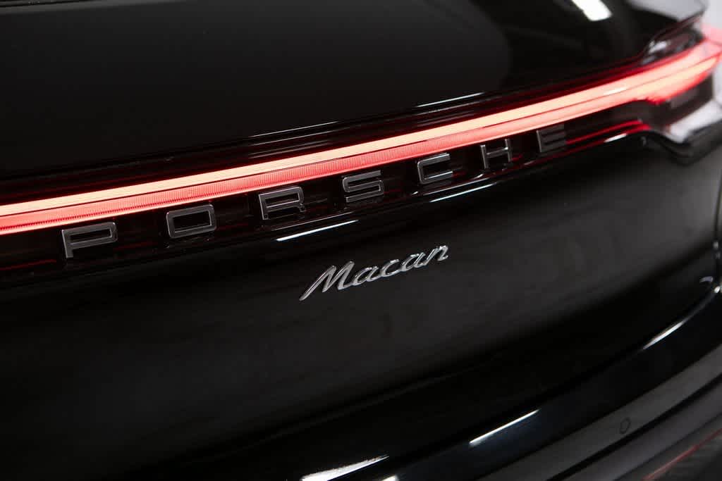 Thumbnail: 2025 Porsche Macan - 39