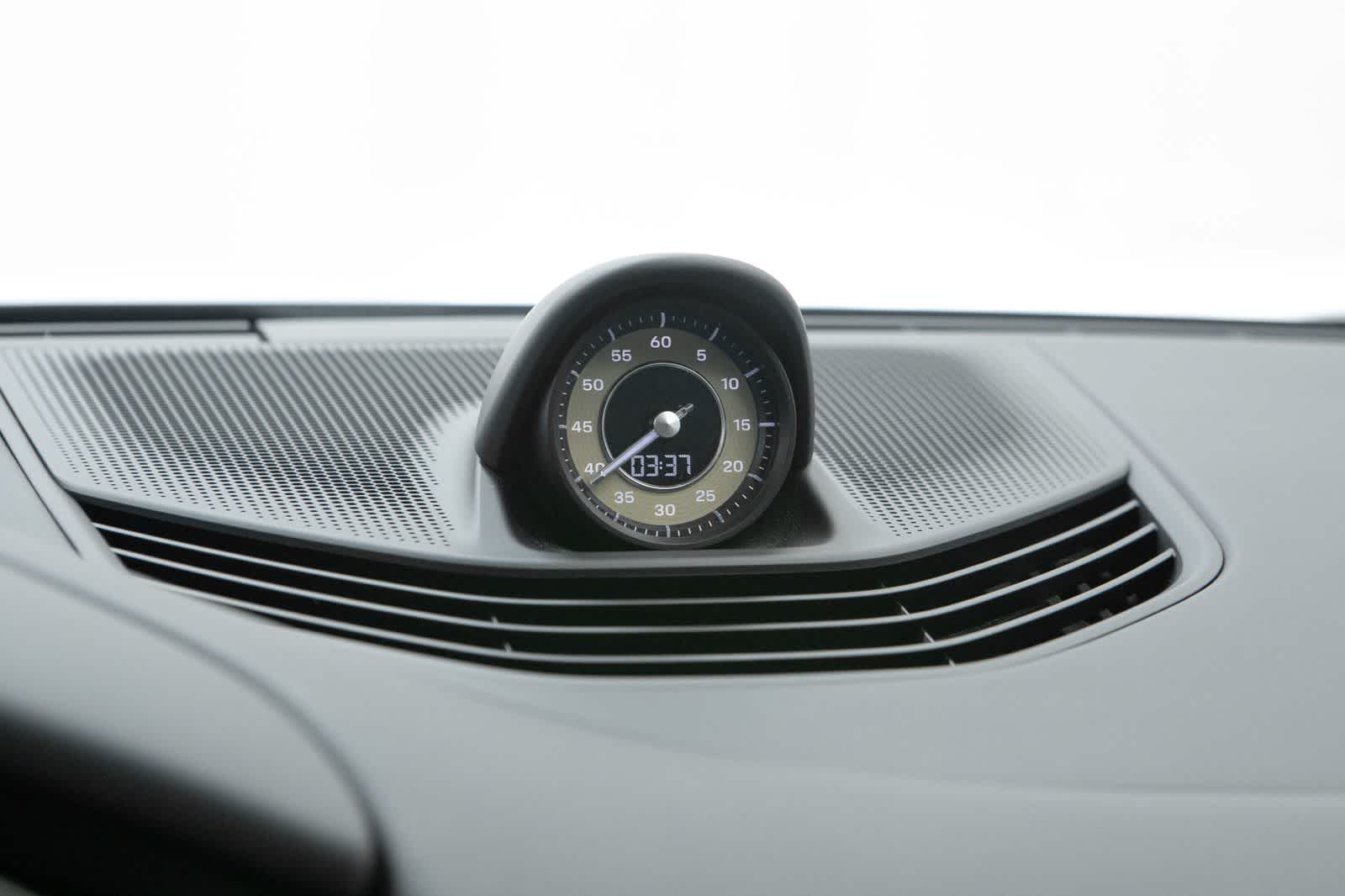 Thumbnail: 2024 Porsche Taycan - 32