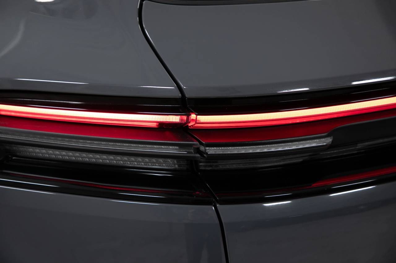 Thumbnail: 2025 Porsche Macan - 17