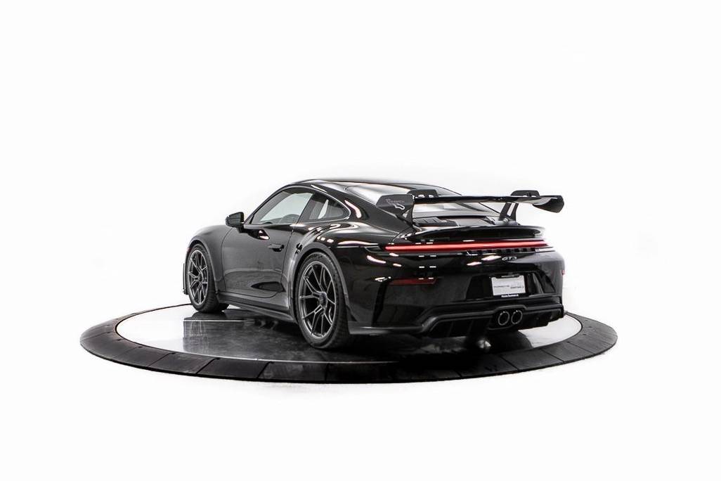 Thumbnail: 2026 Porsche 911 - 3