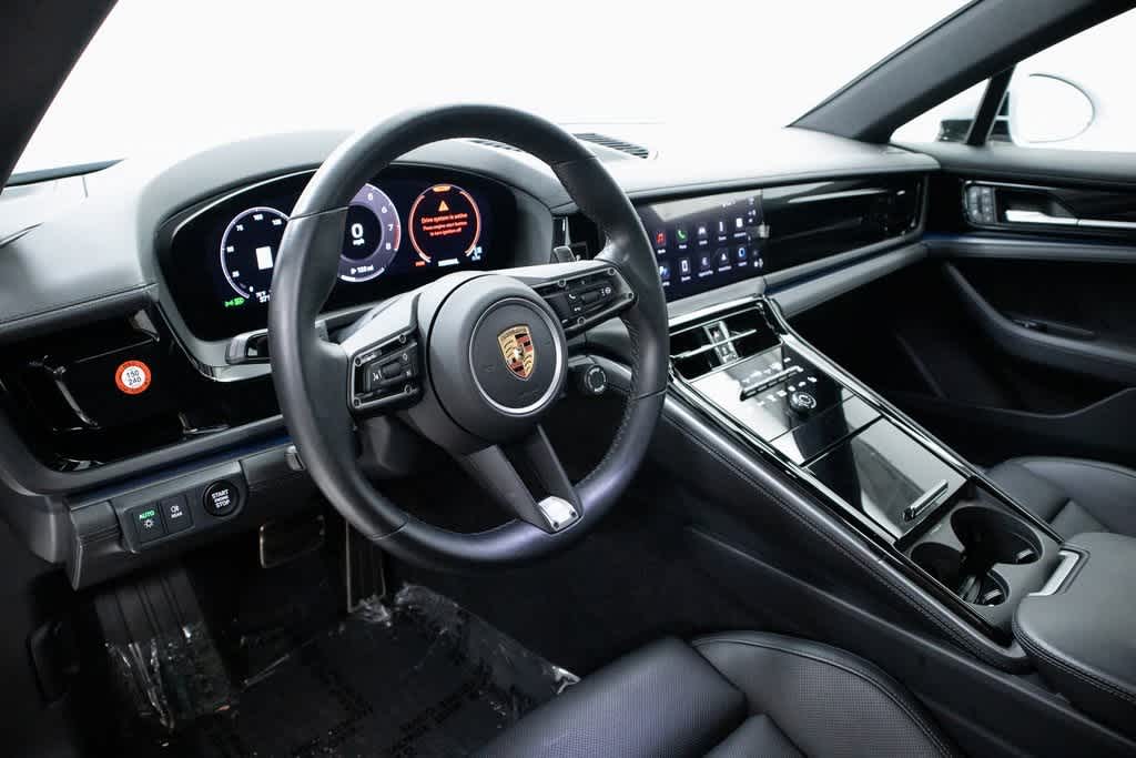 Thumbnail: 2024 Porsche Panamera - 4