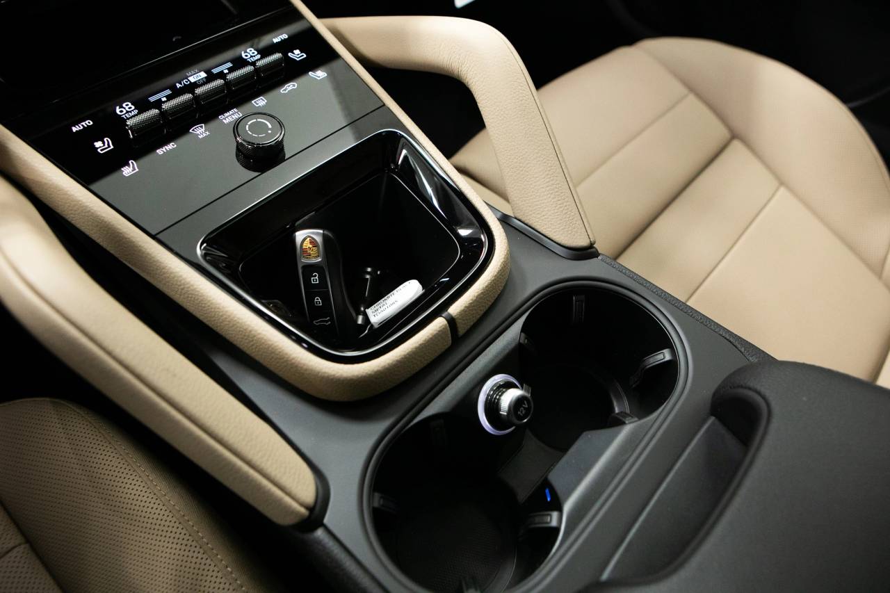 Thumbnail: 2026 Porsche Cayenne - 31