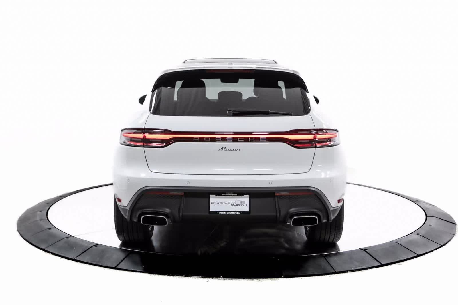 Thumbnail: 2025 Porsche Macan - 6