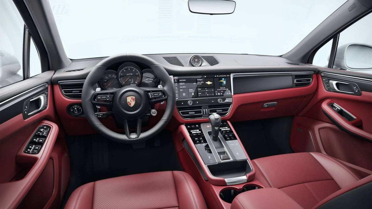 Thumbnail: 2026 Porsche Macan - 9