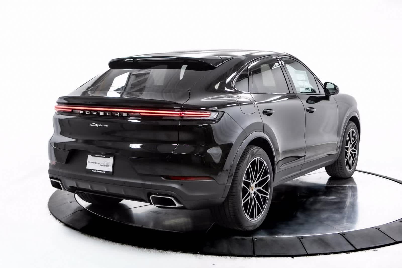 Thumbnail: 2025 Porsche Cayenne - 7