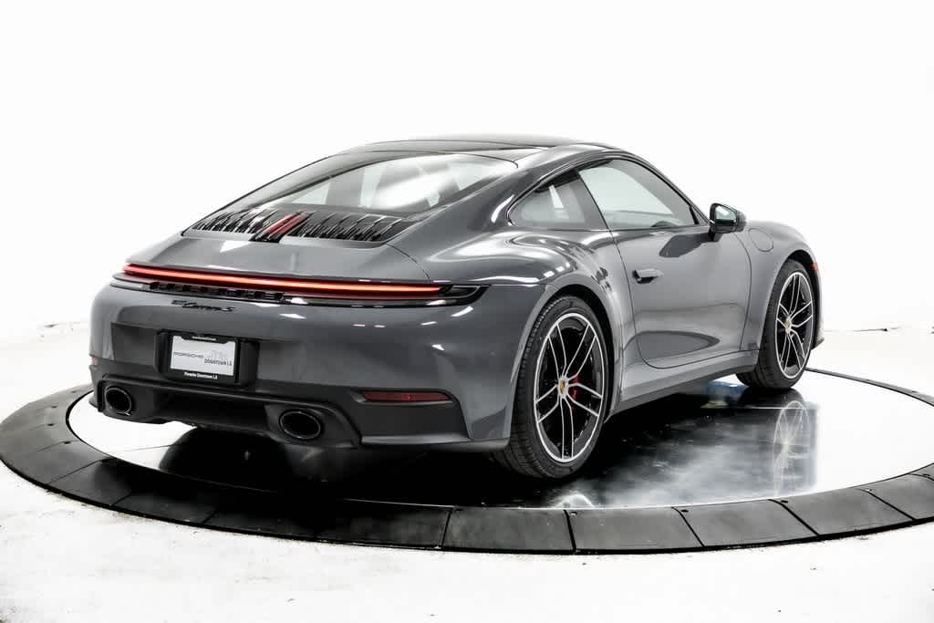 Thumbnail: 2025 Porsche 911 - 7