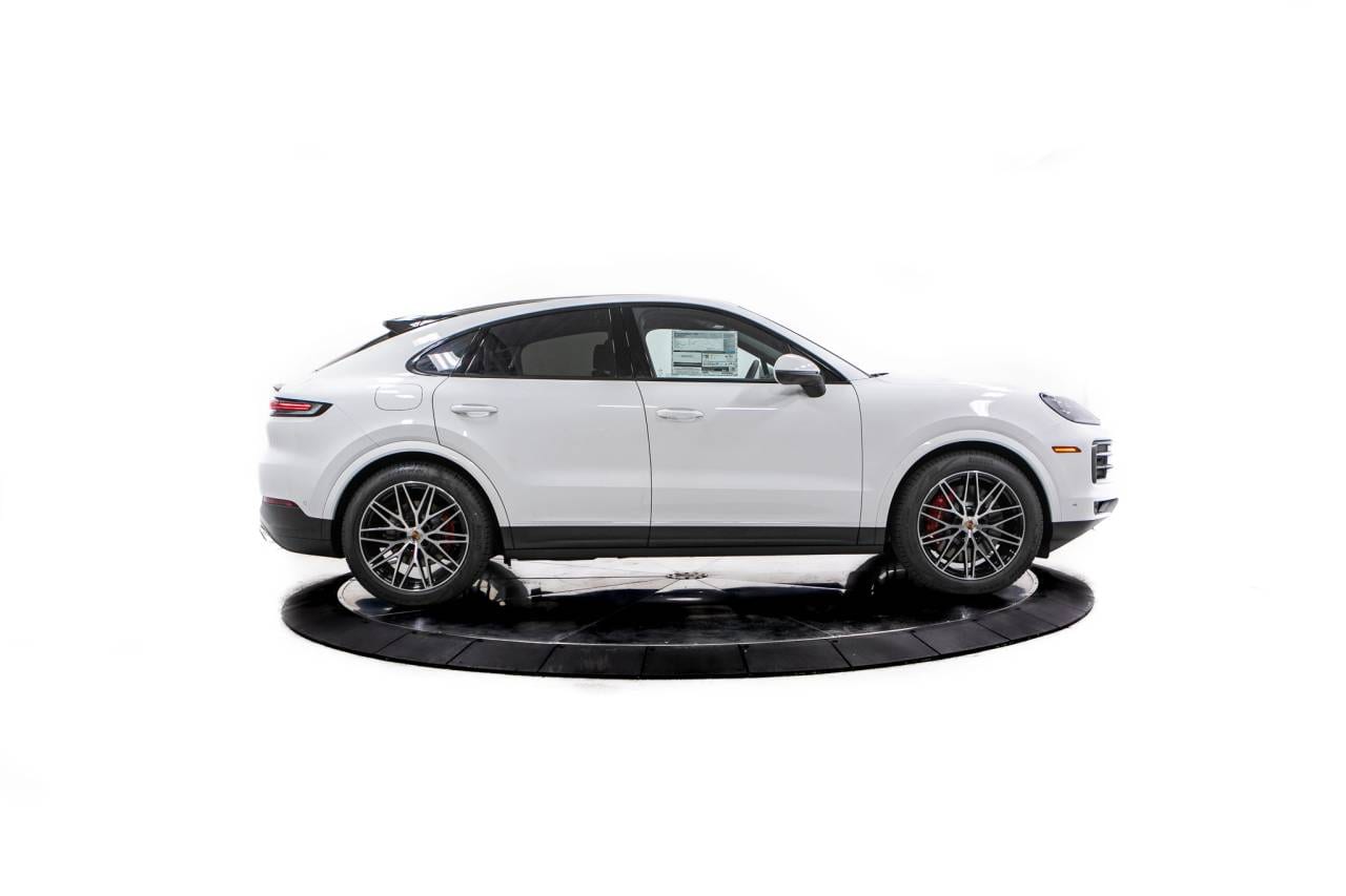 Thumbnail: 2026 Porsche  - 8