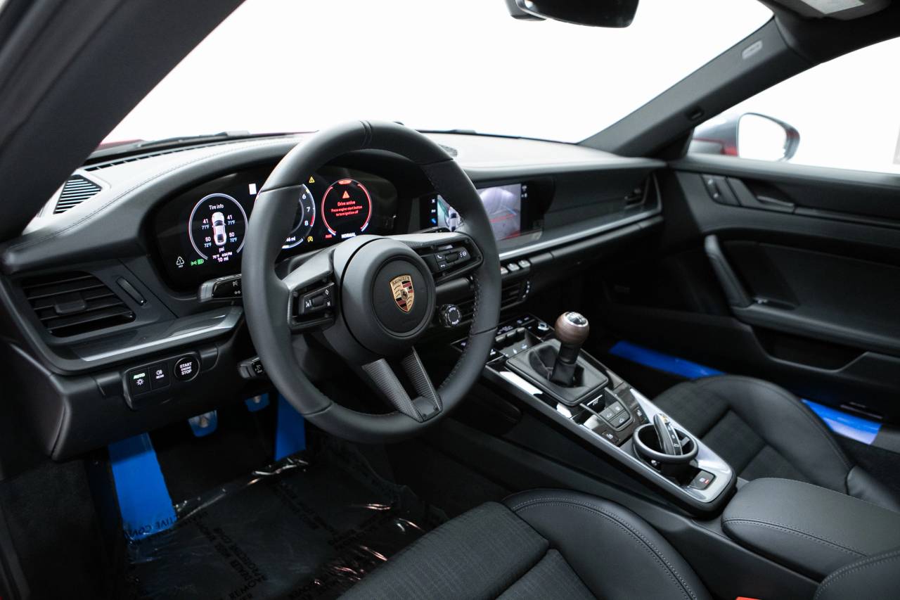 Thumbnail: 2026 Porsche 911 - 4