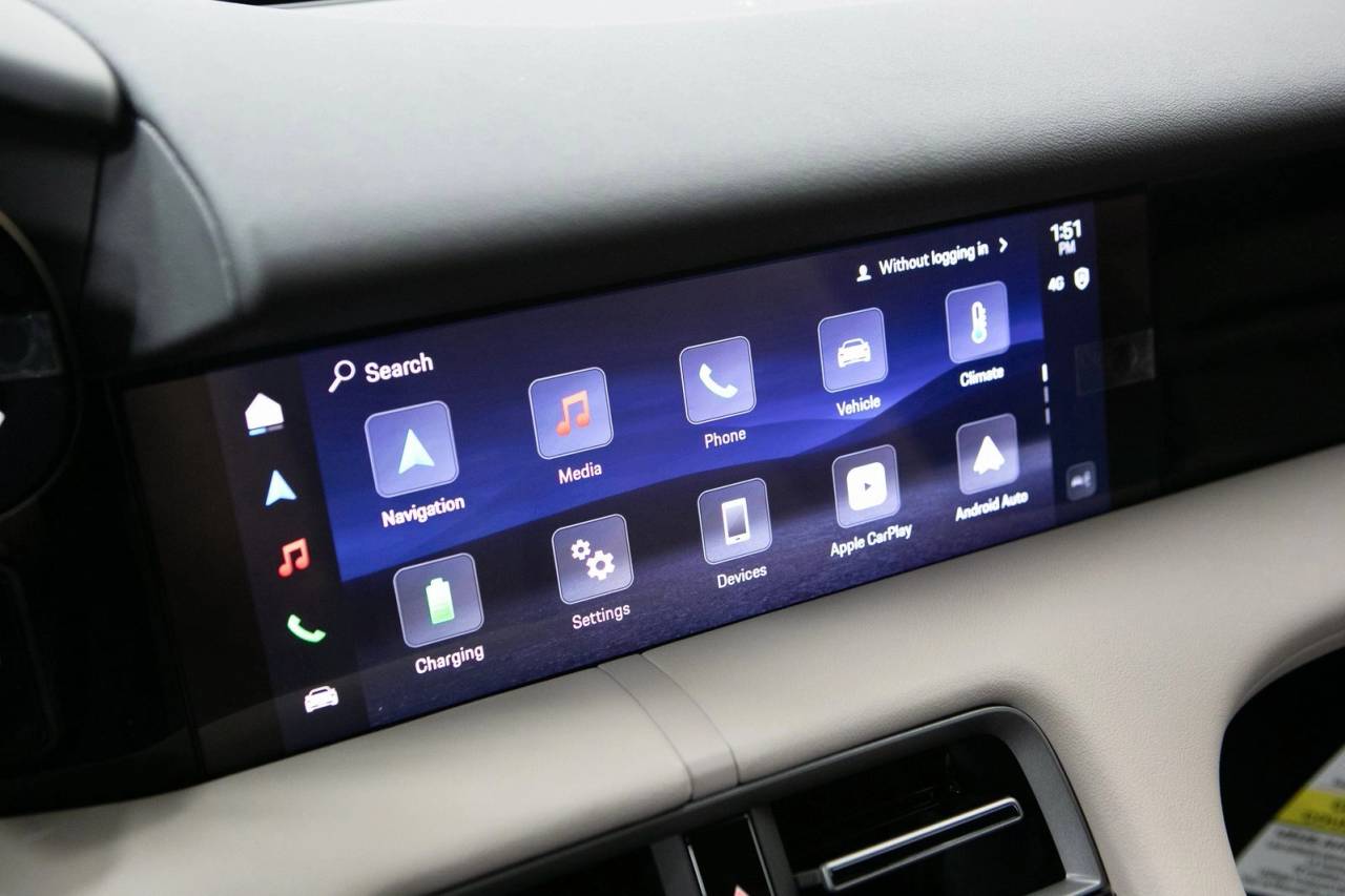 Thumbnail: 2026 Porsche Taycan - 22