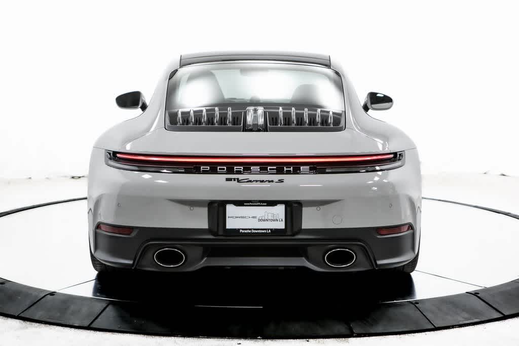 Thumbnail: 2025 Porsche 911 - 6