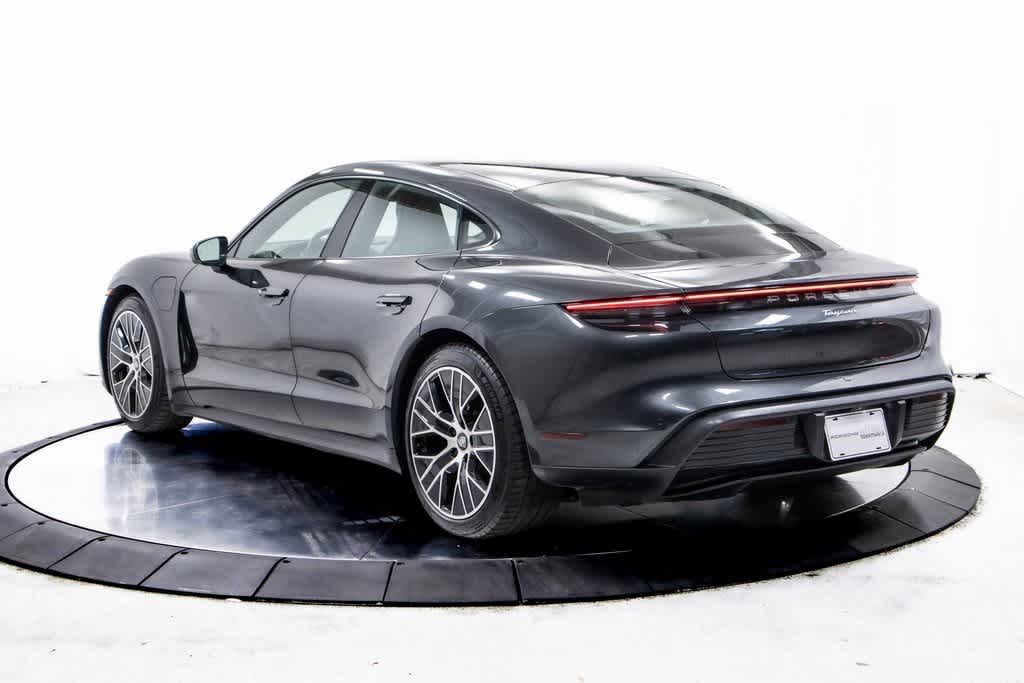 Thumbnail: 2022 Porsche Taycan - 3