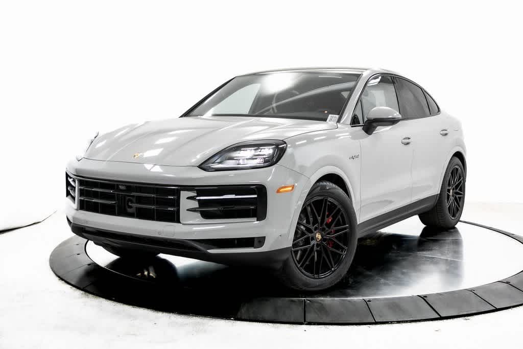 Thumbnail: 2025 Porsche  - 1
