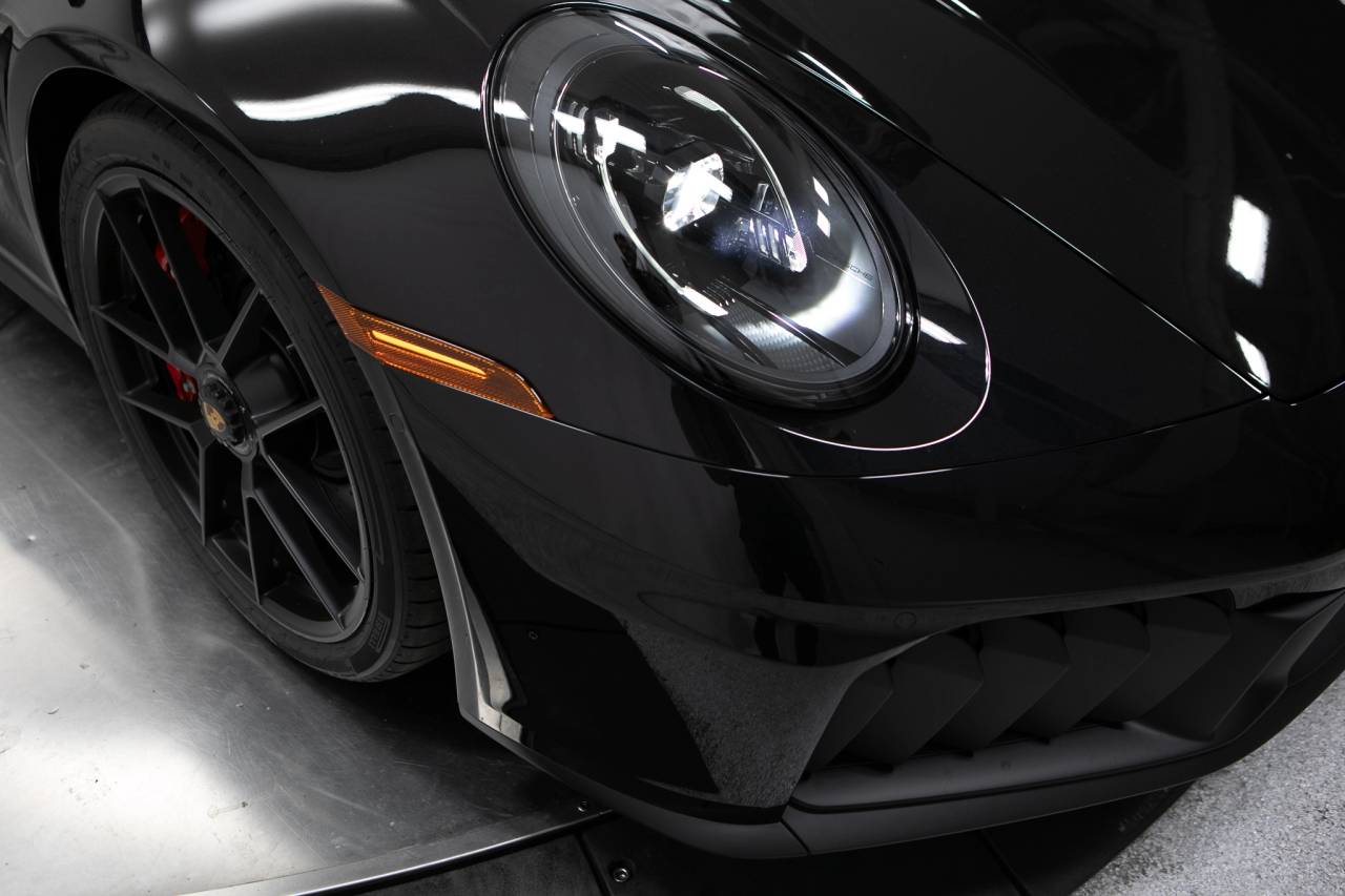 Thumbnail: 2026 Porsche 911 - 12