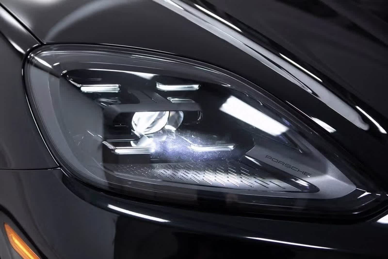 Thumbnail: 2025 Porsche Cayenne - 33