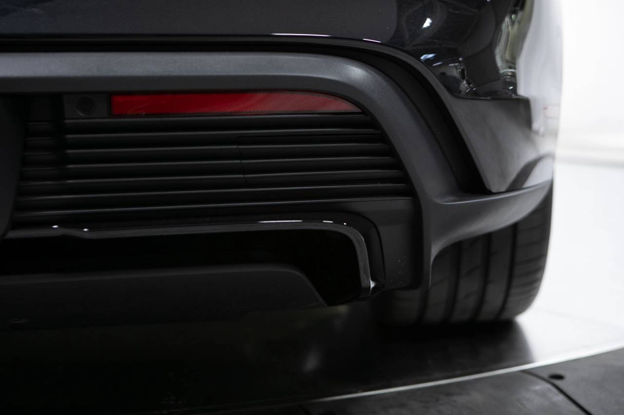Thumbnail: 2026 Porsche Taycan - 17