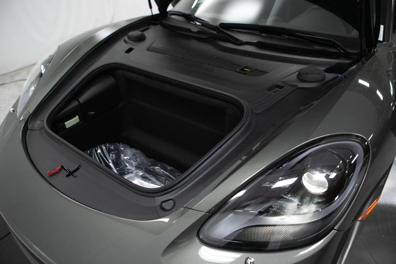 Thumbnail: 2025 Porsche 718 Cayman - 32
