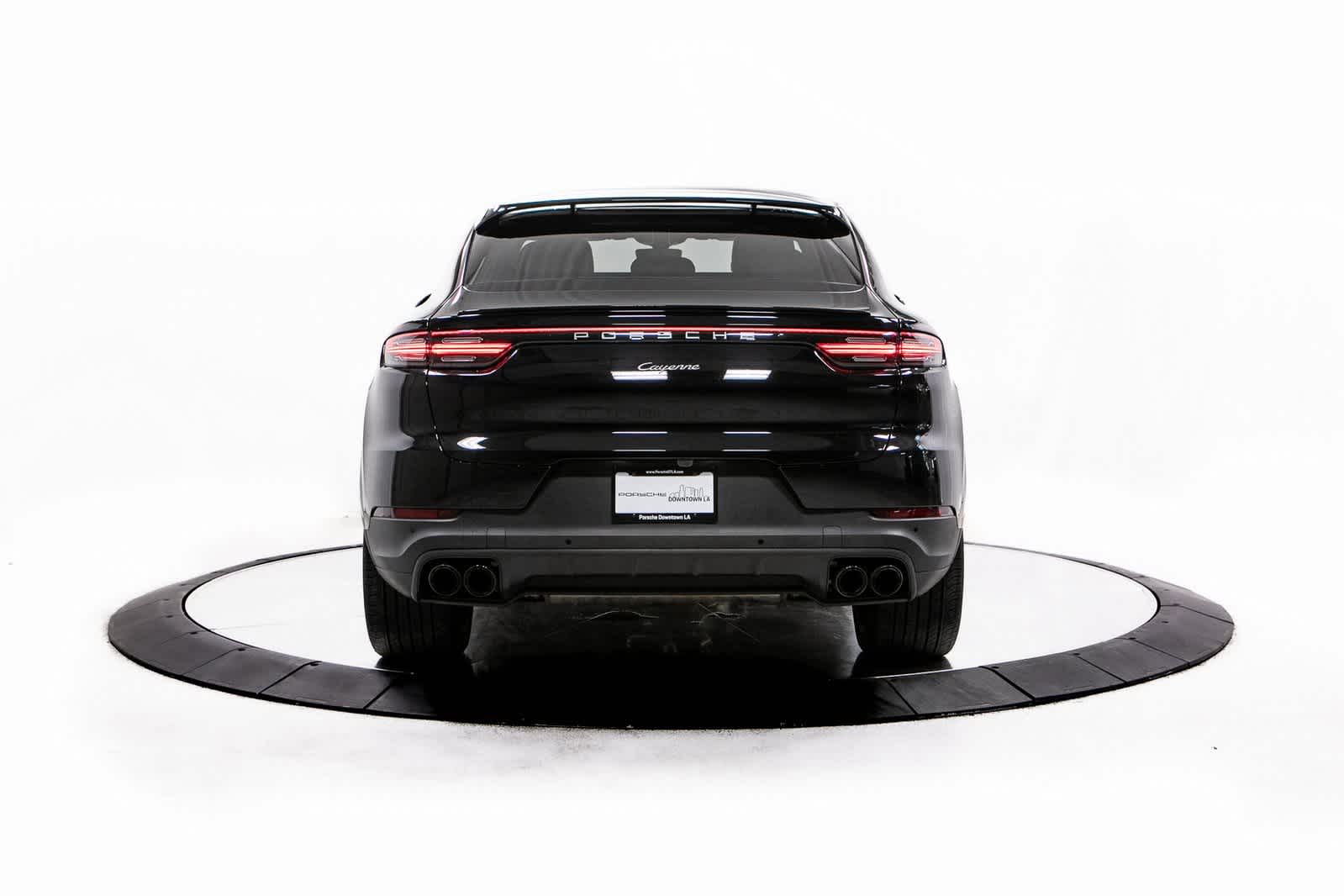 Thumbnail: 2022 Porsche Cayenne - 6