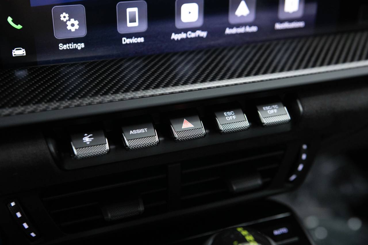 Thumbnail: 2026 Porsche 911 - 29