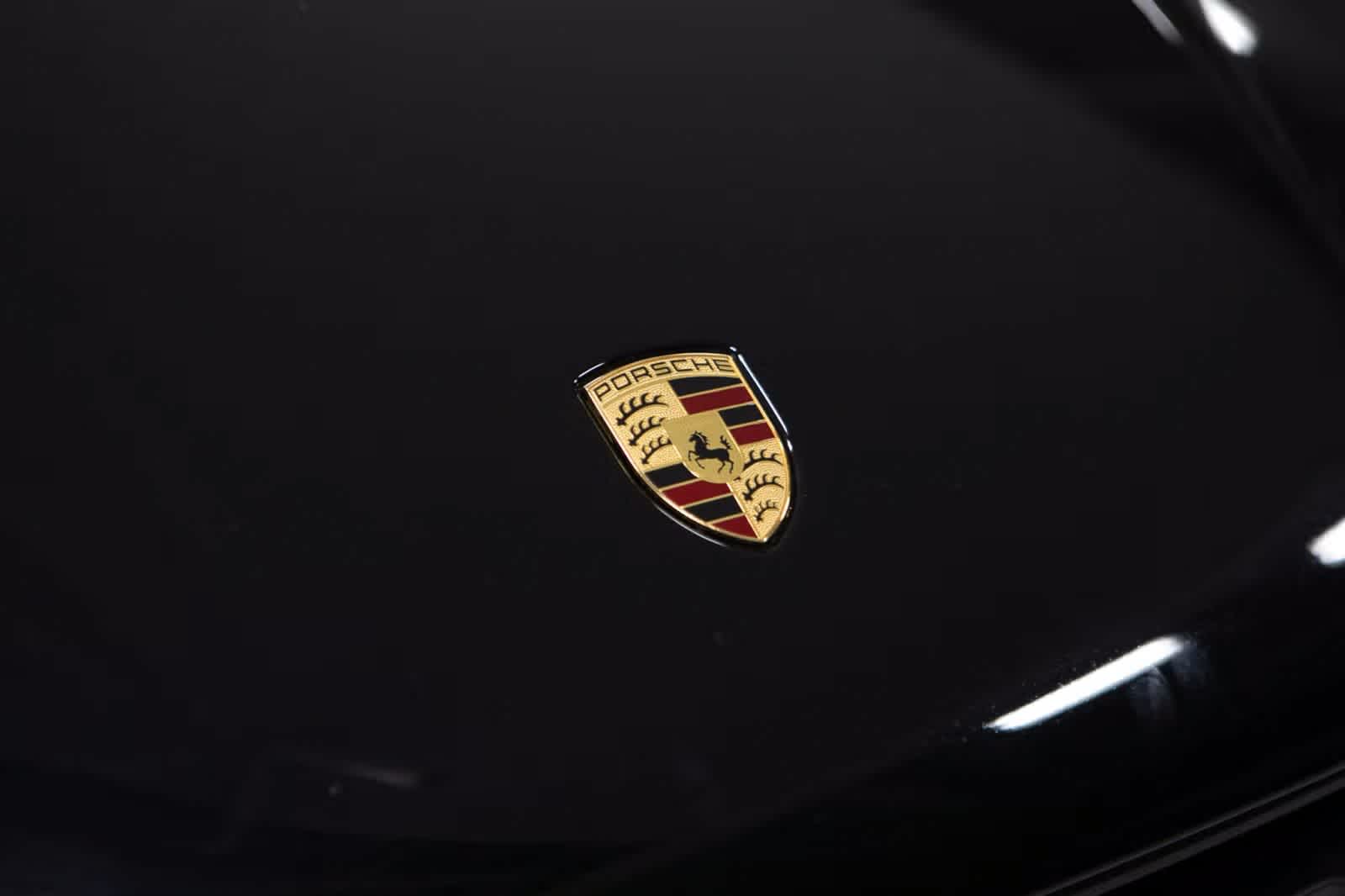 Thumbnail: 2026 Porsche Macan - 16