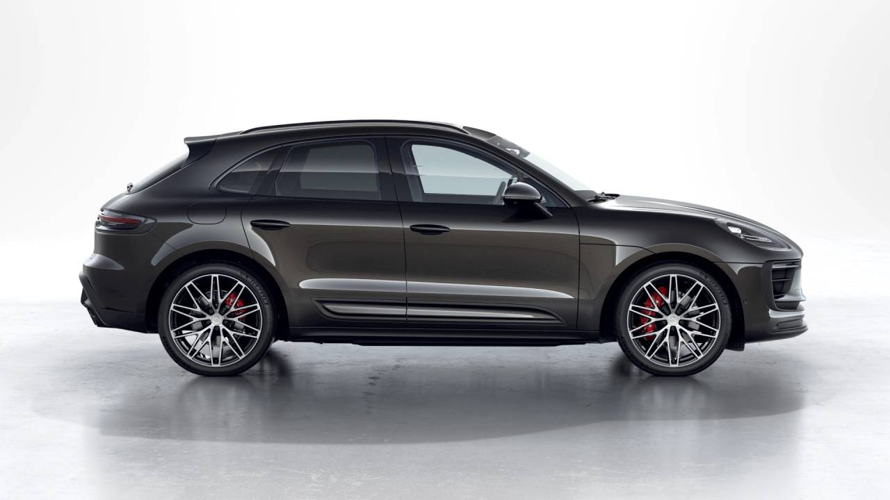 Thumbnail: 2026 Porsche Macan - 6