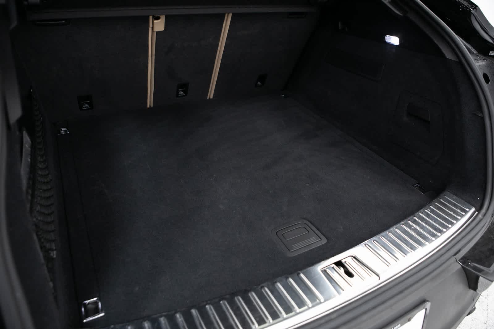 Thumbnail: 2022 Porsche Cayenne - 27