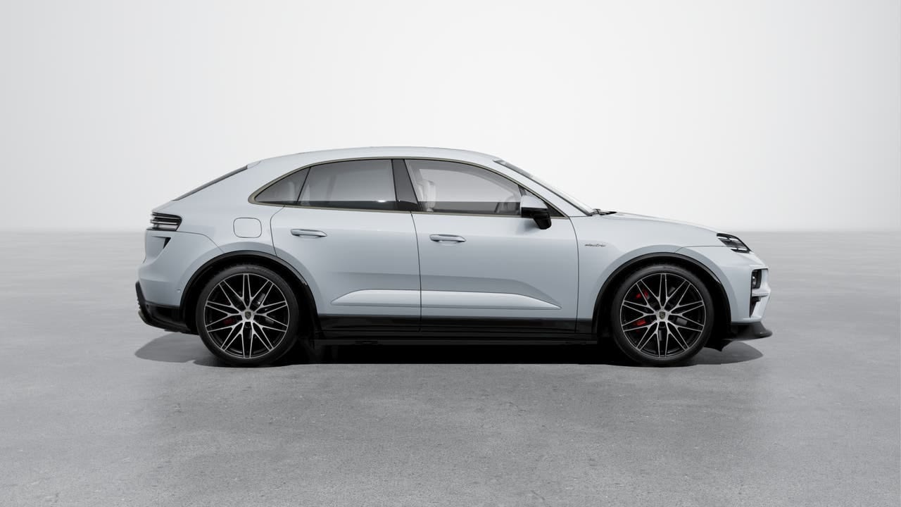 Thumbnail: 2026 Porsche Macan - 6